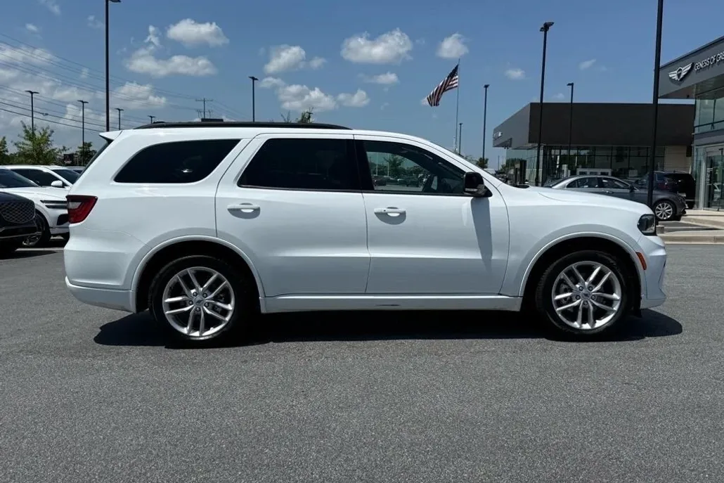 2024 Dodge Durango GT Plus photo 1