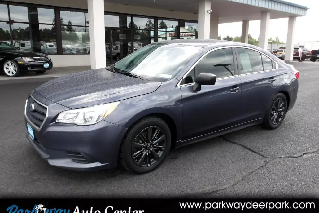 2015 Subaru Legacy 2.5i photo 1