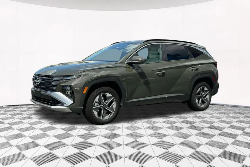 2025 Hyundai Tucson SEL photo 1