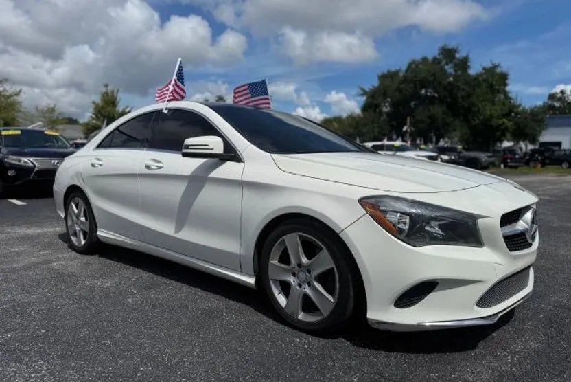 2017 Mercedes Benz CLA 250 photo 1