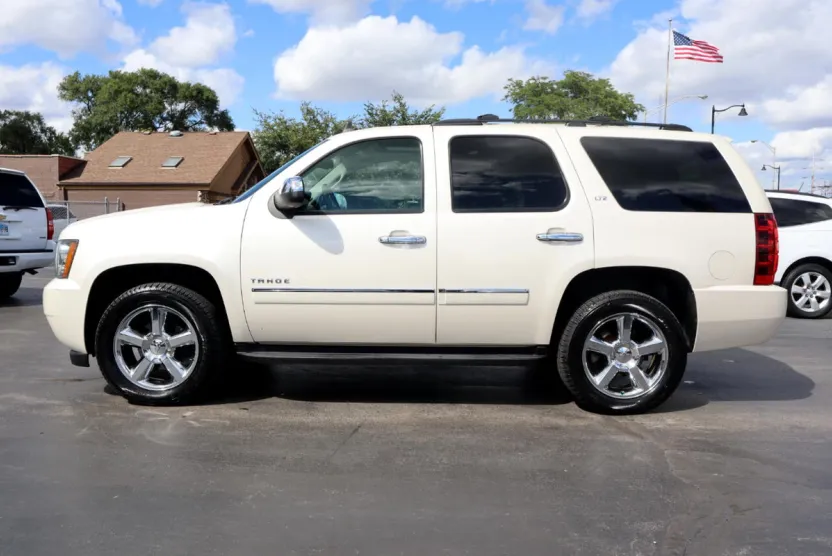 2014 Chevrolet Tahoe LTZ photo 1