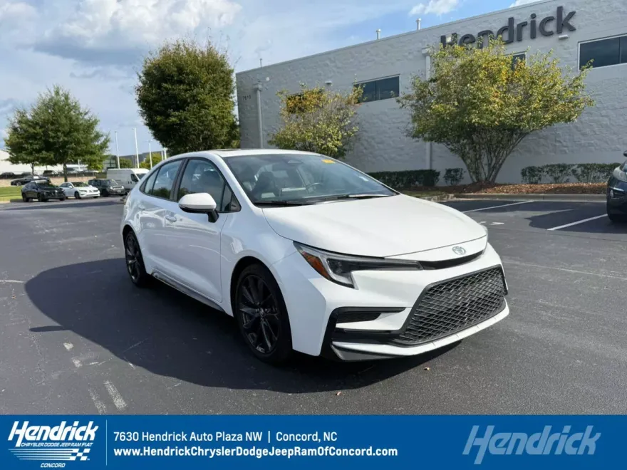 2023 Toyota Corolla XSE photo 1