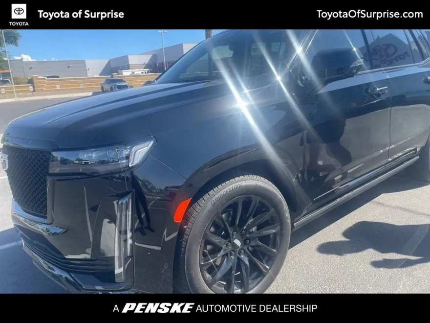 2024 Cadillac Escalade Sport photo 1