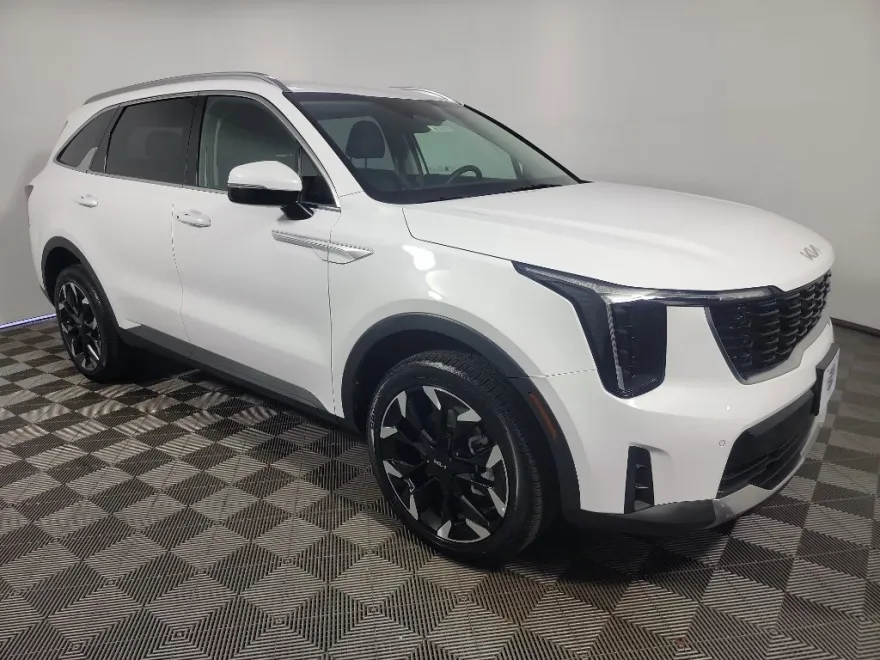 2025 Kia Sorento EX photo 1