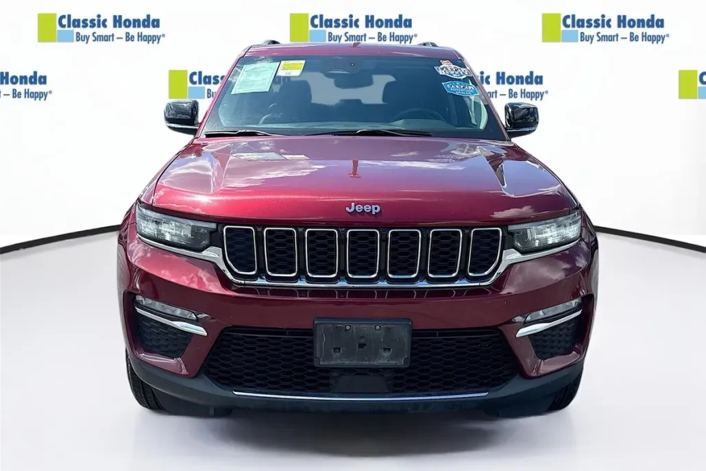 2023 Jeep Grand Cherokee Limited photo 1