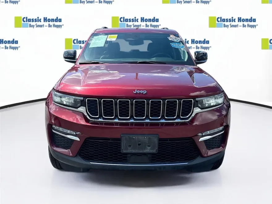 2023 Jeep Grand Cherokee Limited photo 1
