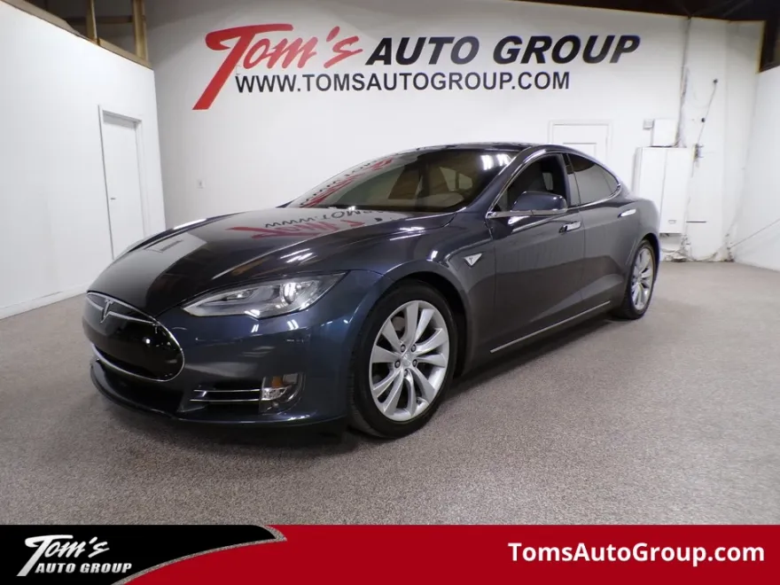 2015 Tesla Model S 70D photo 1