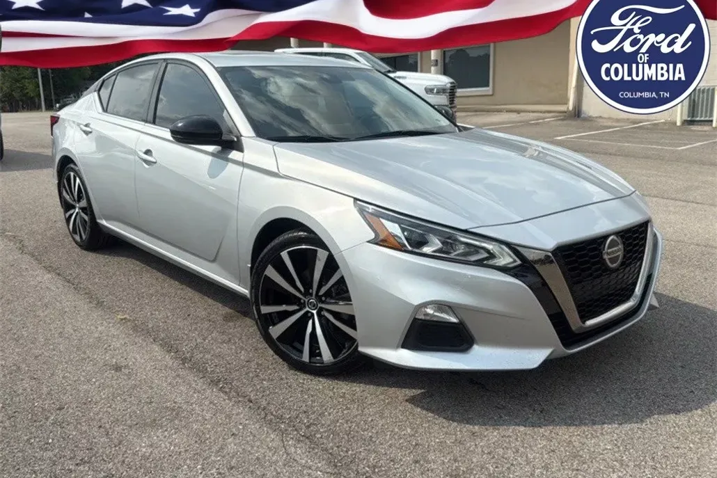 2021 Nissan Altima 2.5 SR photo 1