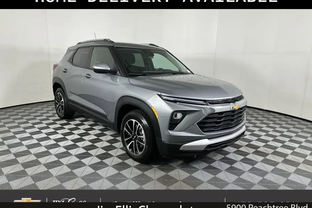 2025 Chevrolet Trailblazer LT photo 1