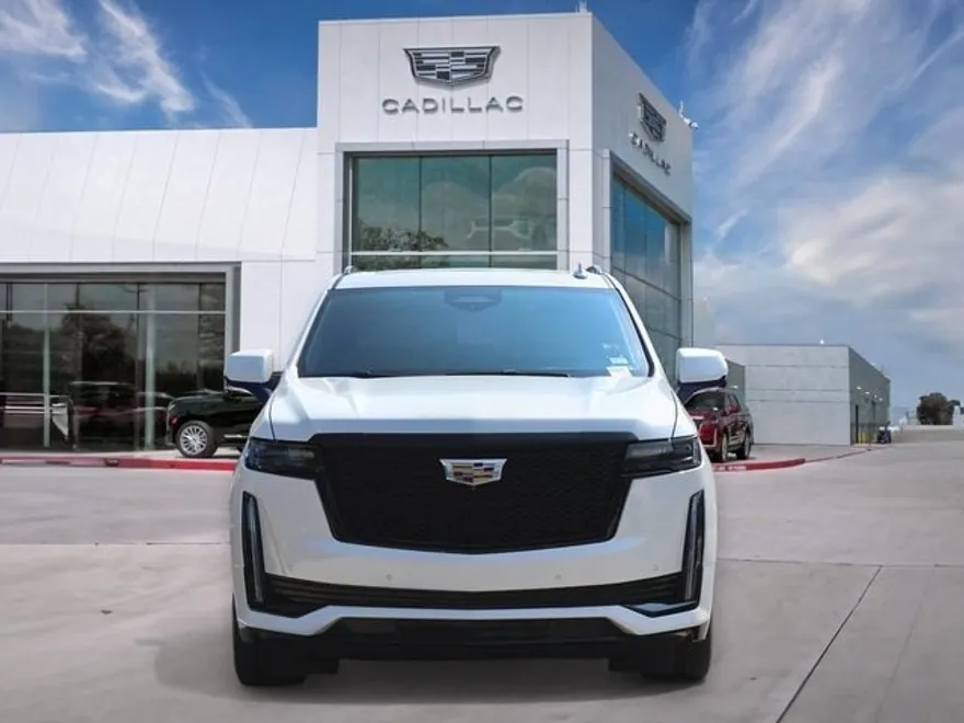 2023 Cadillac Escalade Sport photo 1