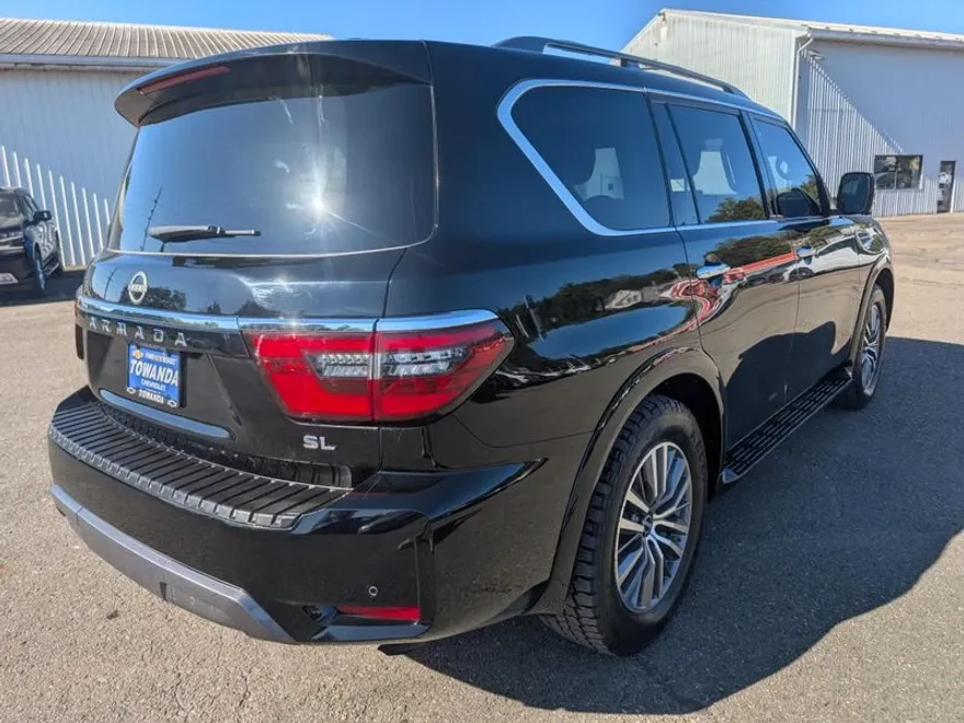 2023 Nissan Armada SL photo 1