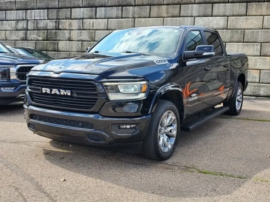 2022 Ram 1500 Laramie photo 1