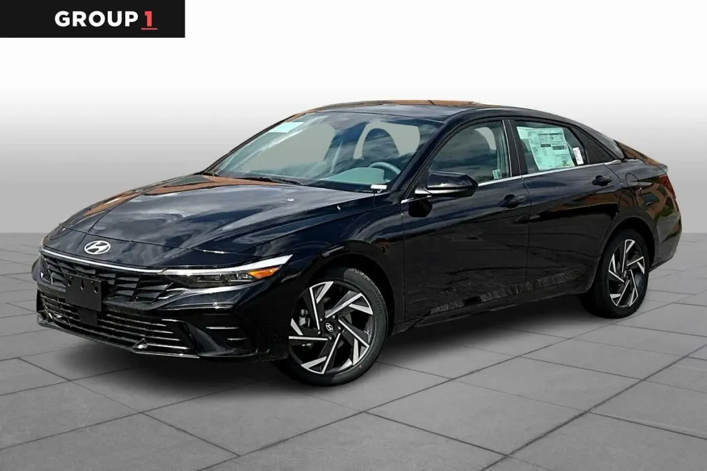 2024 Hyundai Elantra SEL Convenience photo 1