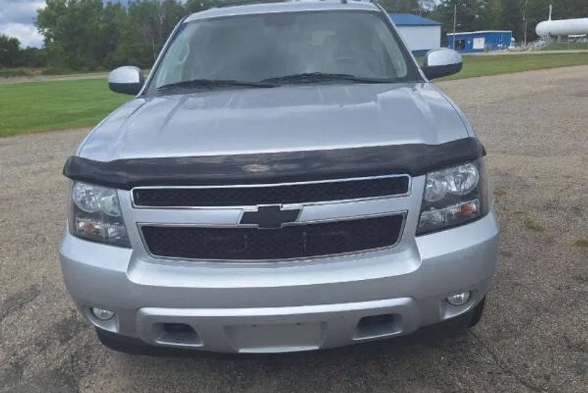 2013 Chevrolet Tahoe LT photo 1