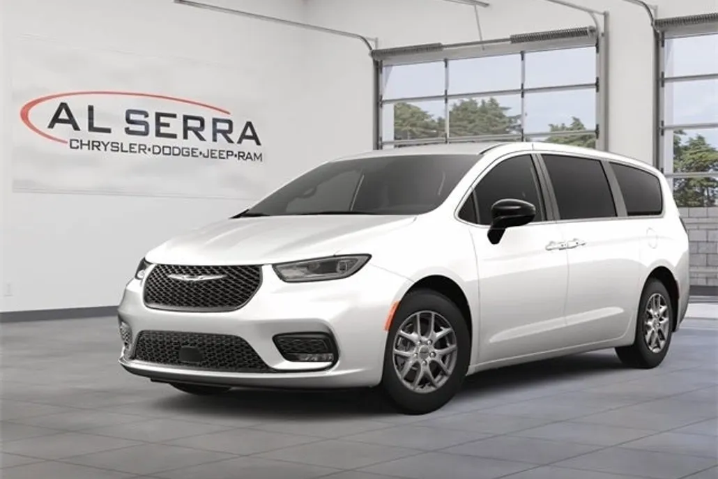 2025 Chrysler Pacifica Base photo 1