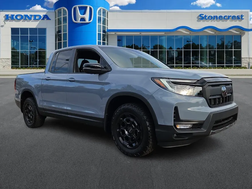 2025 Honda Ridgeline TrailSport photo 1