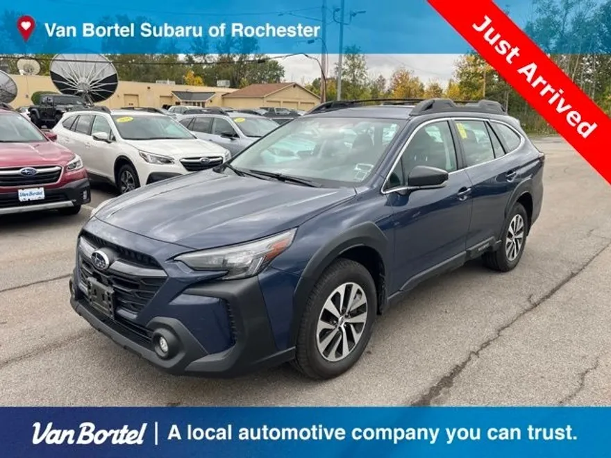 2023 Subaru Outback 2.5i photo 1