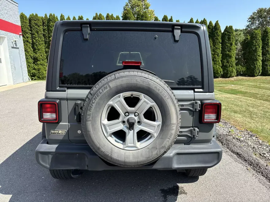 2020 Jeep Wrangler Unlimited Sport S photo 1
