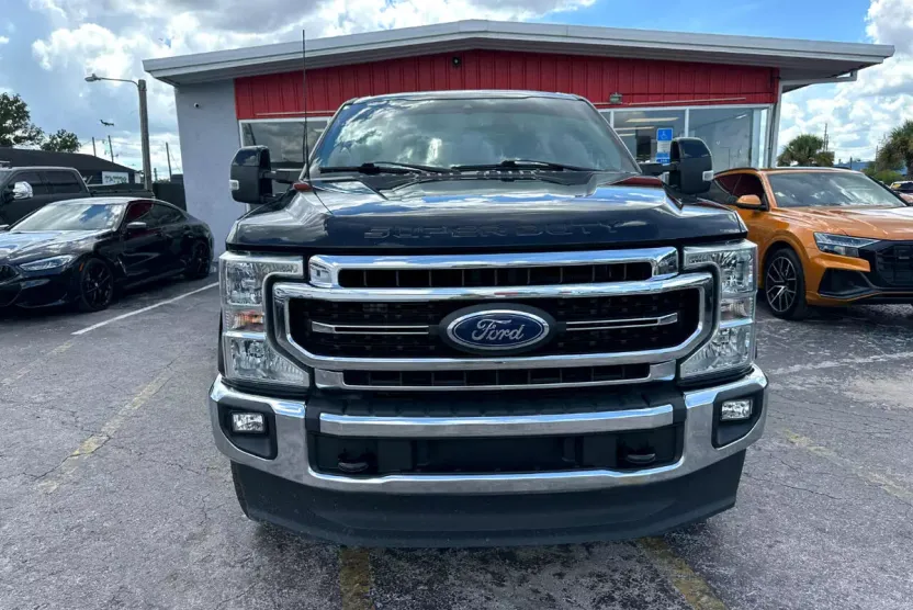 2022 Ford F-250 Lariat photo 1
