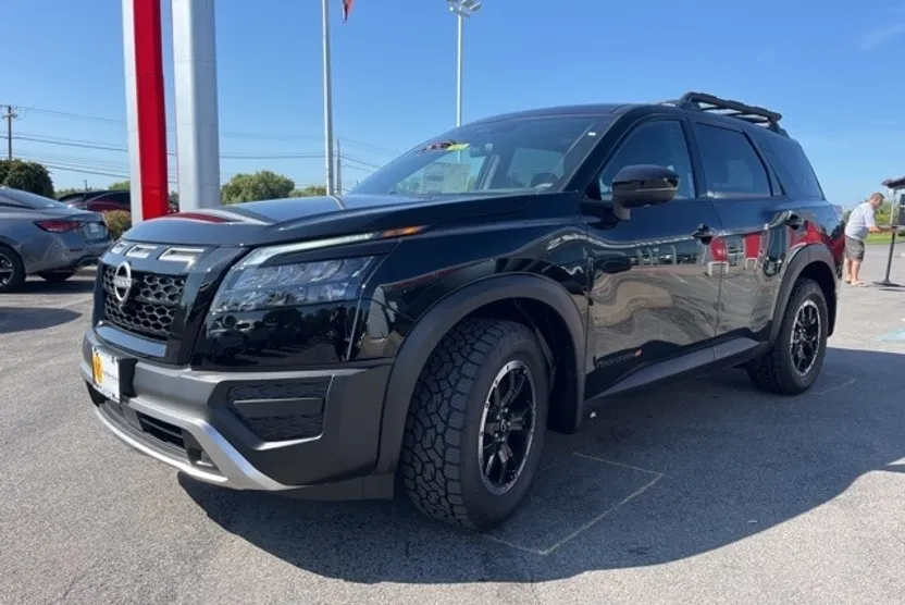 2025 Nissan Pathfinder Rock Creek photo 1