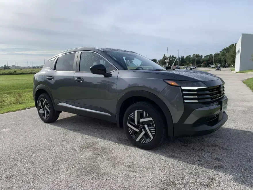 2026 Nissan Kicks SV photo 1