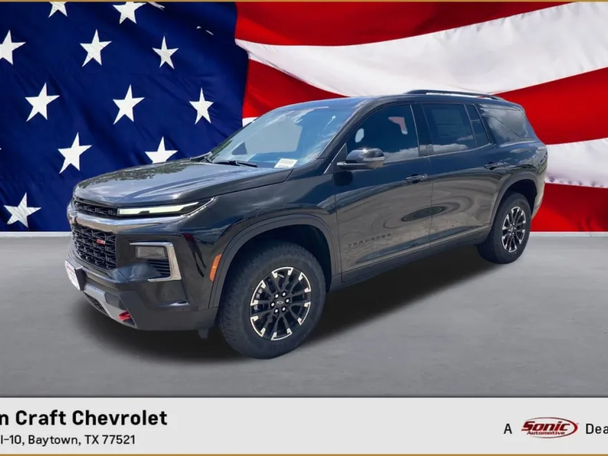 2026 Chevrolet Traverse Z71 photo 1