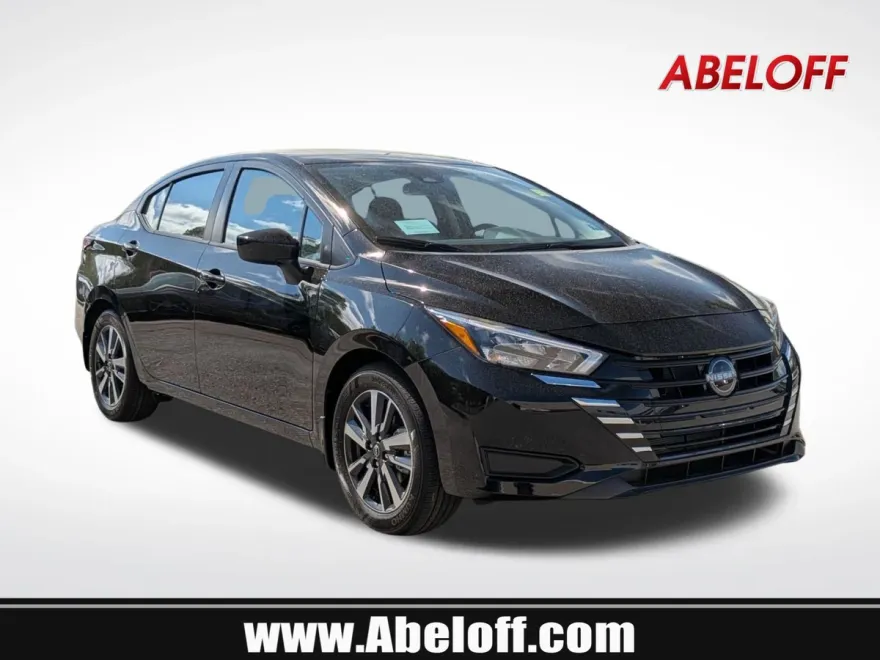 2025 Nissan Versa SV photo 1