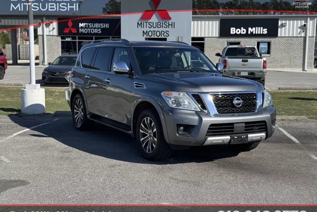 2017 Nissan Armada Platinum photo 1