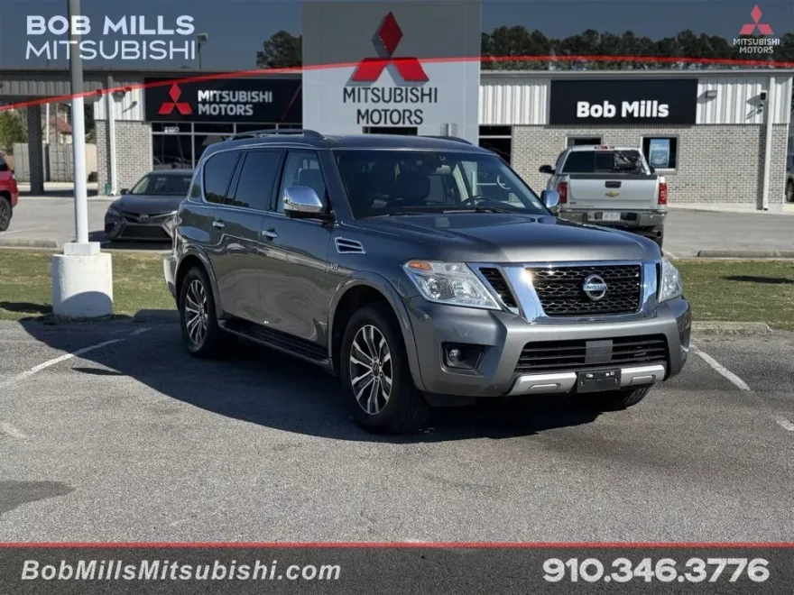 2017 Nissan Armada Platinum photo 1