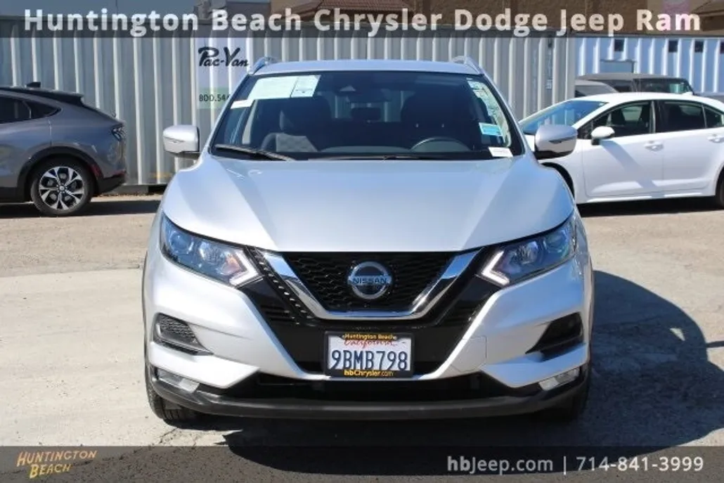2021 Nissan Rogue Sport SV photo 1