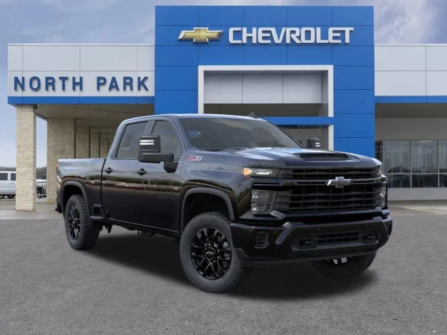 2026 Chevrolet Silverado 2500HD Custom photo 1