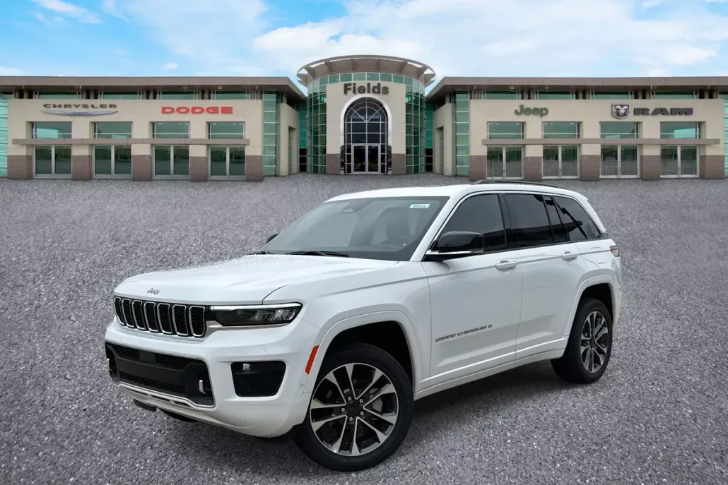 2025 Jeep Grand Cherokee Overland photo 1
