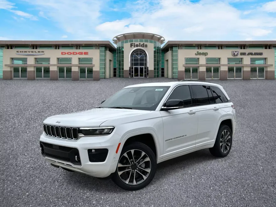 2025 Jeep Grand Cherokee Overland photo 1
