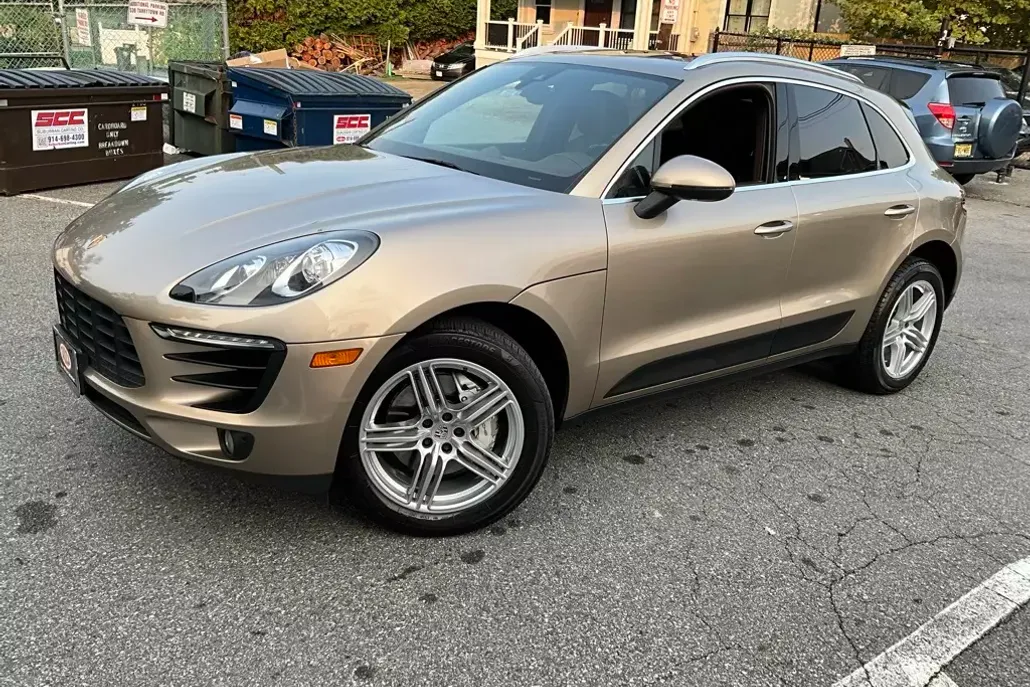 2017 Porsche Macan S photo 1