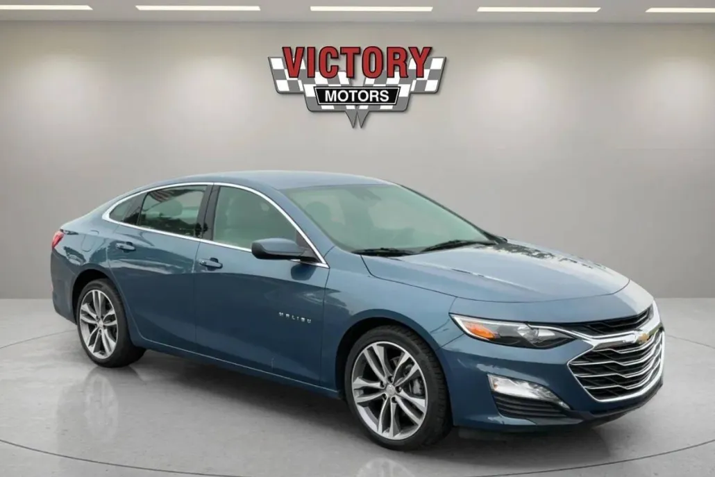 2025 Chevrolet Malibu 1LT photo 1