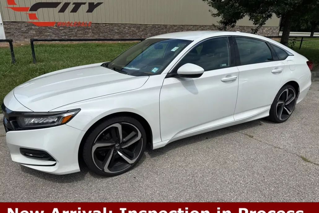 2019 Honda Accord Sport photo 1