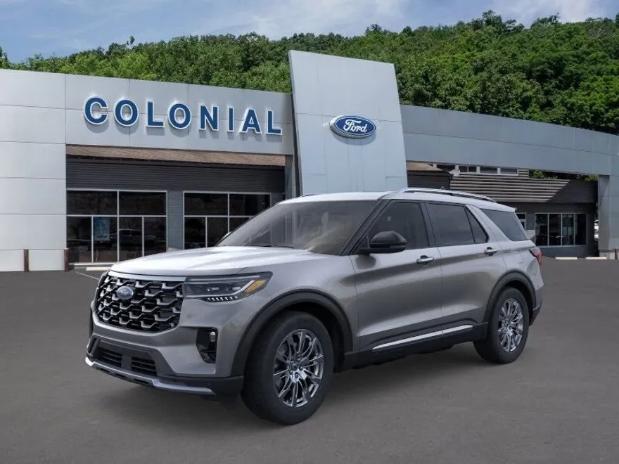 2025 Ford Explorer Platinum photo 1