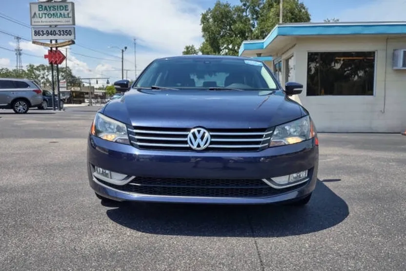 2015 Volkswagen Passat Limited photo 1