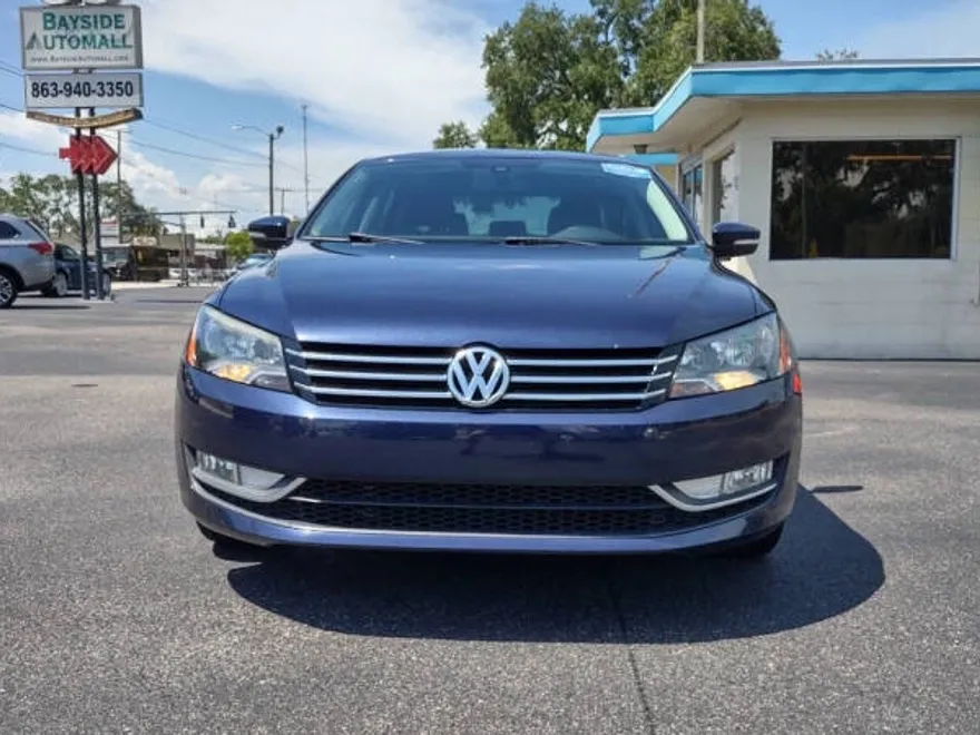 2015 Volkswagen Passat Limited photo 1