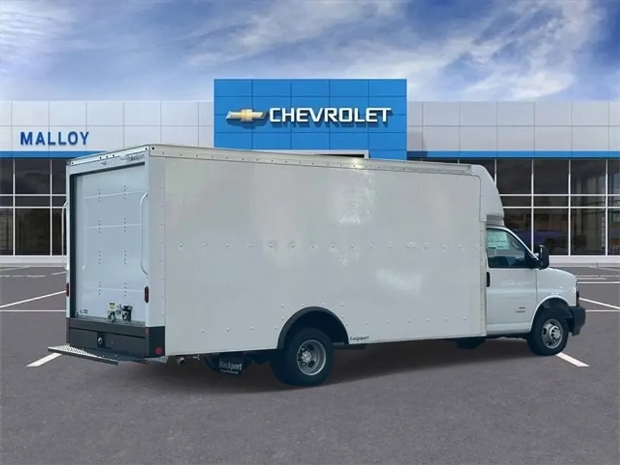 2023 Chevrolet Express Cutaway Work Van photo 1