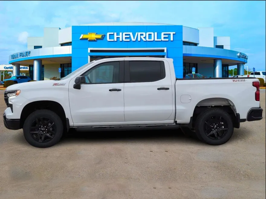 2025 Chevrolet Silverado 1500 LT Trail Boss photo 1