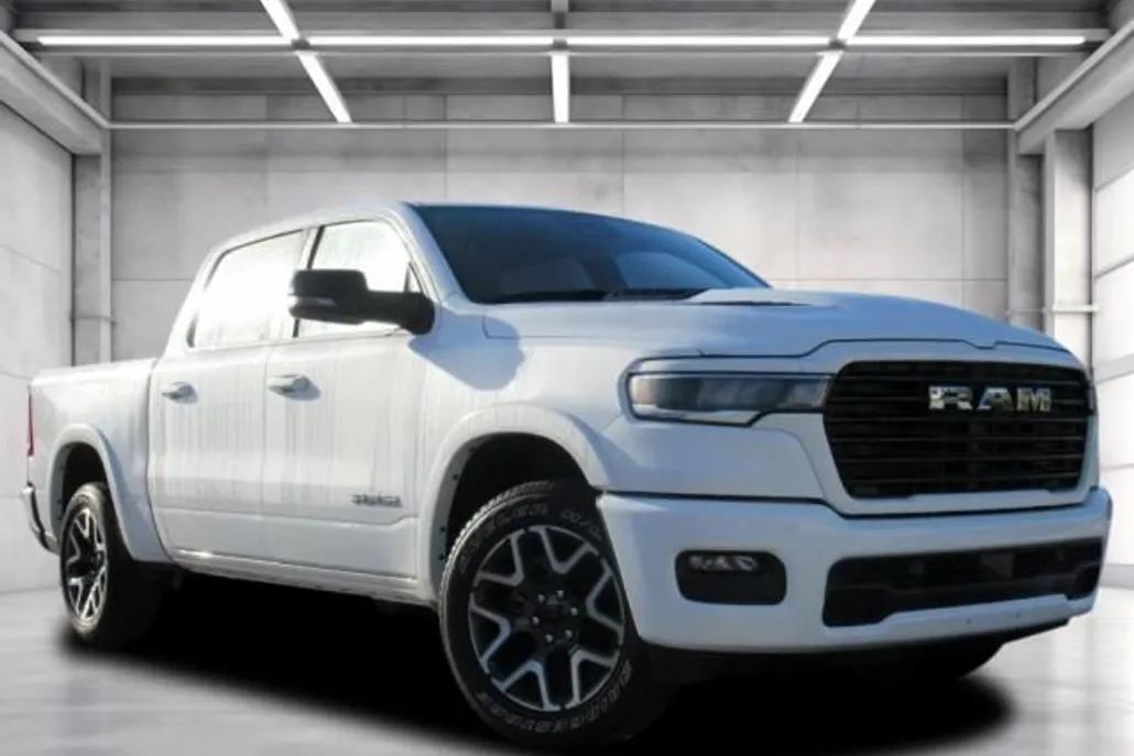 2025 Ram 1500 Laramie photo 1