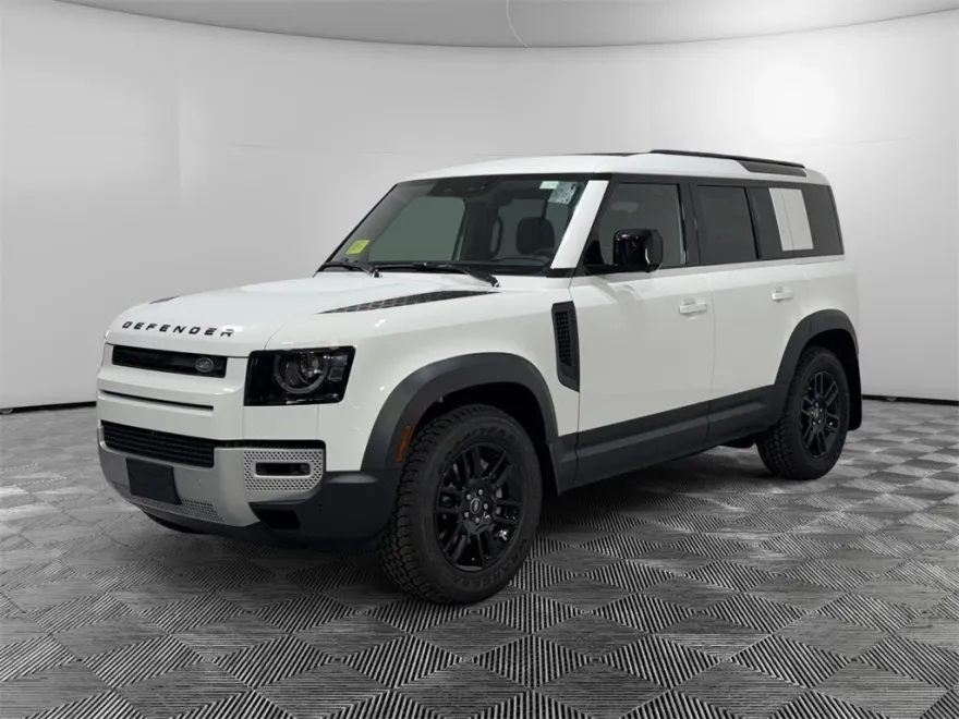 2025 Land Rover Defender 110 S photo 1