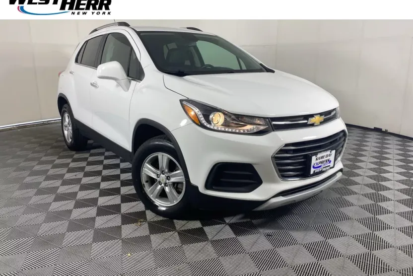 2019 Chevrolet Trax LT photo 1