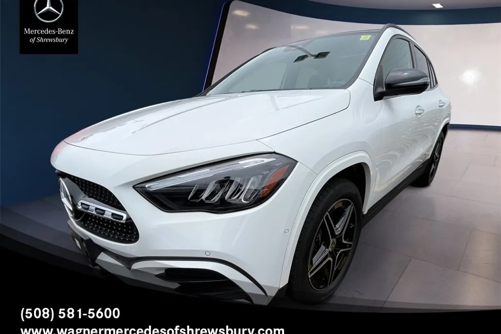 2025 Mercedes Benz GLA 250 4MATIC photo 1