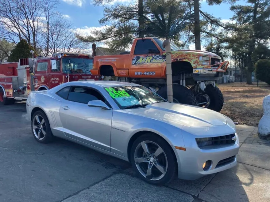 2010 Chevrolet Camaro Coupe 2LT photo 1