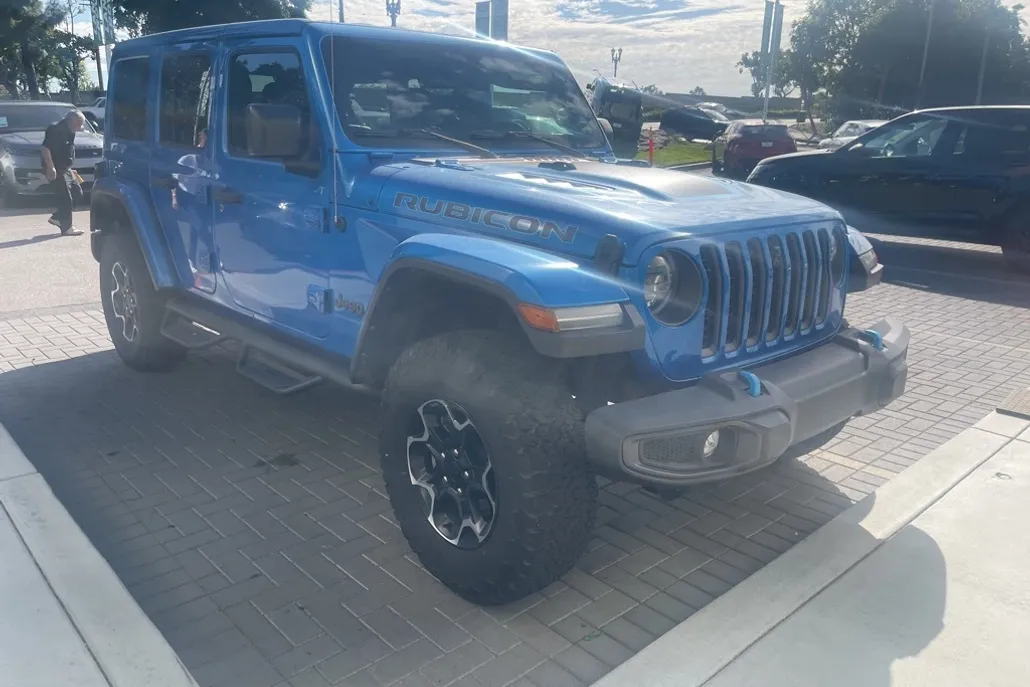 2023 Jeep Wrangler Rubicon 4xe photo 1