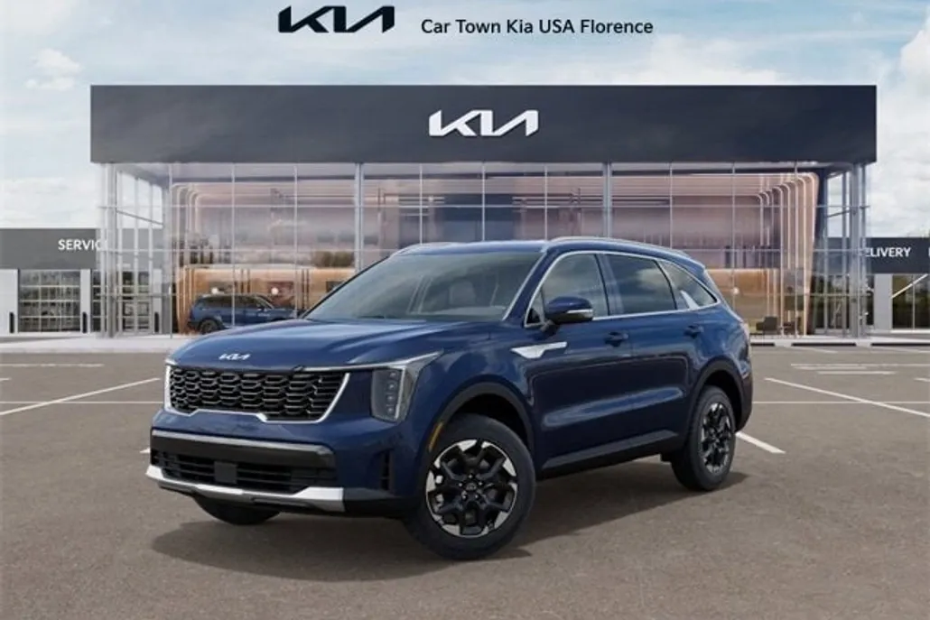 2025 Kia Sorento S photo 1
