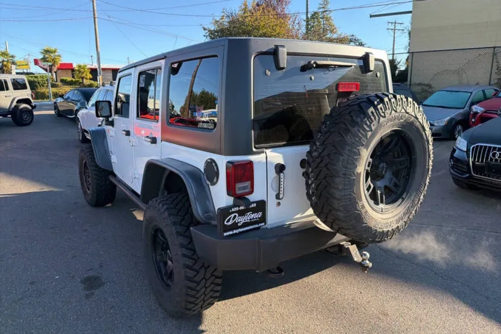 2015 Jeep Wrangler Unlimited Sport photo 1