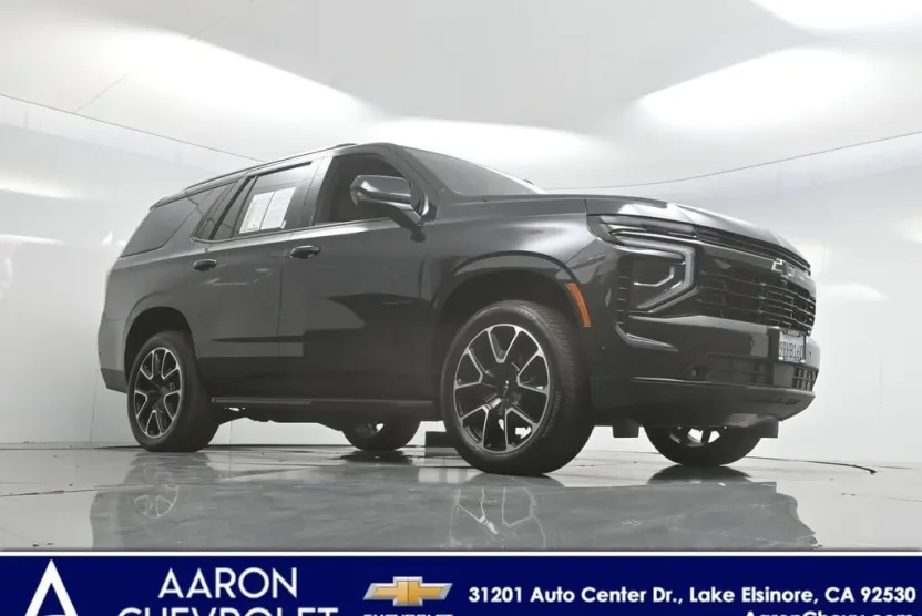 2025 Chevrolet Tahoe RST photo 1